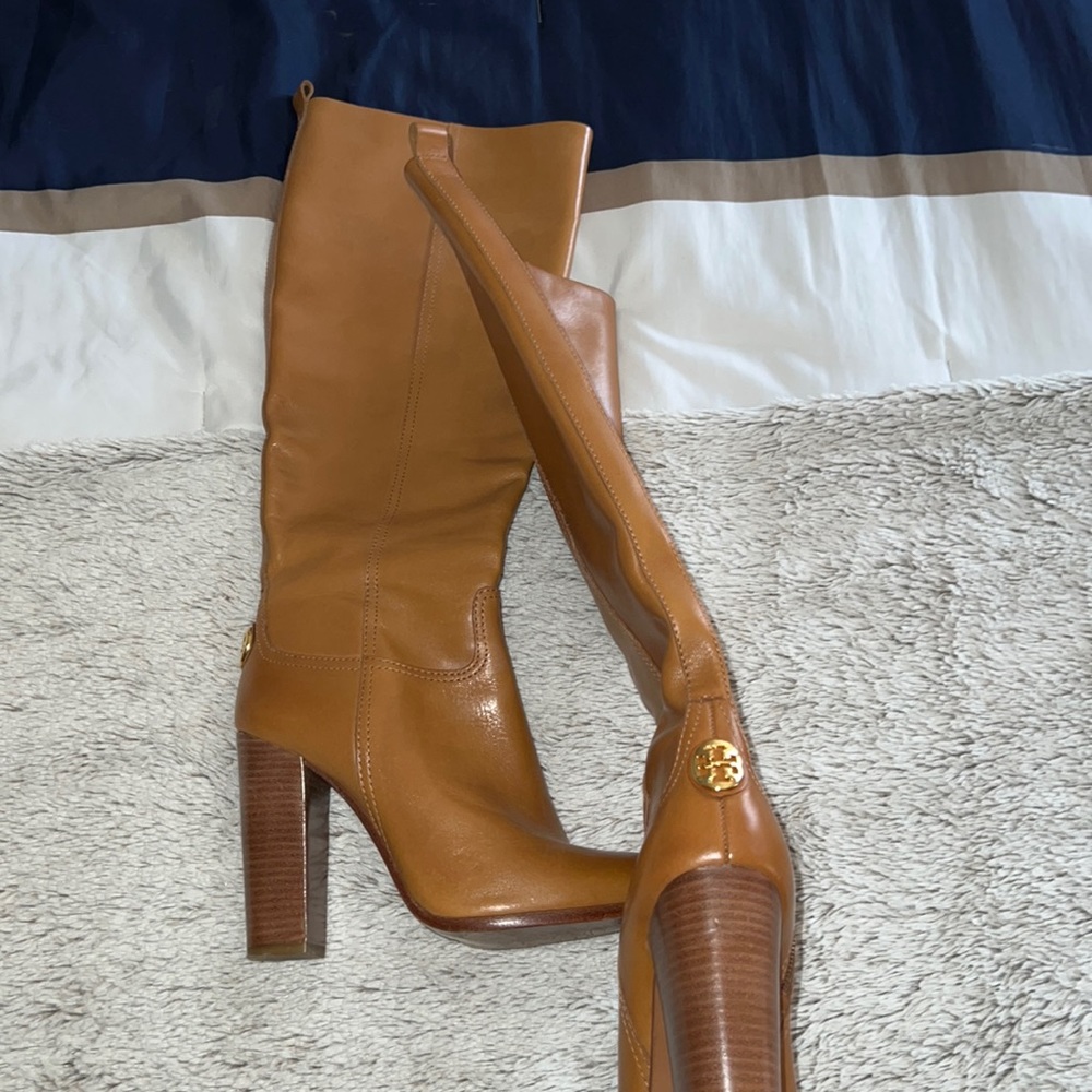 Tory Burch Boots